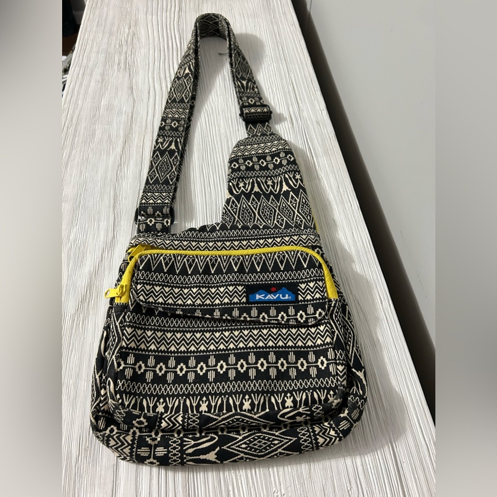 KAVU messenger sling bag, adjustable strap